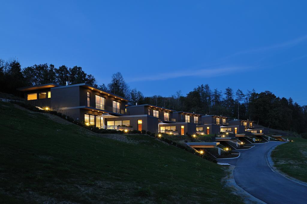 Oranda Village 로가스카슬라티나 외부 사진